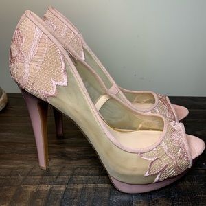 Jessica Simpson blush lace heels